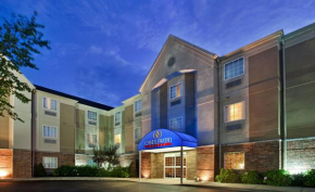 Отель Candlewood Suites St. Robert, an IHG Hotel  Сейнт Роберт